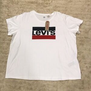Levi’s Perfect Graphic t-shirt Size 3X